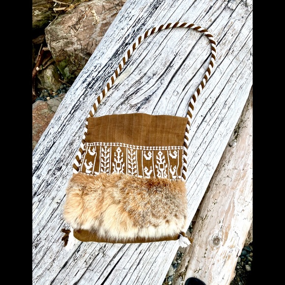 VINTAGE Fur and Textile Purse - Picture 4 of 8